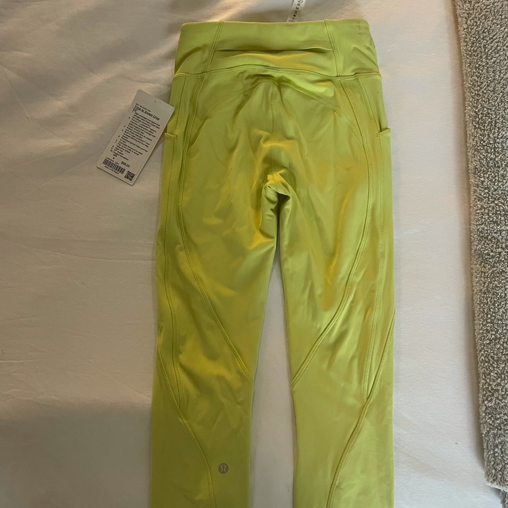 Lululemon cropped leggings.